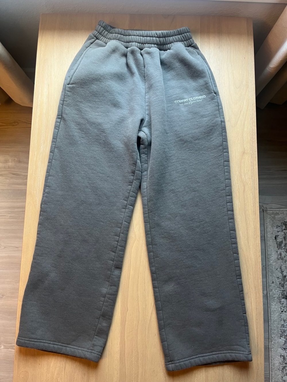 Comfrt Grey Sweatpants Unisex Size Small